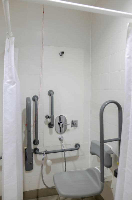 Compact Shower with Bench